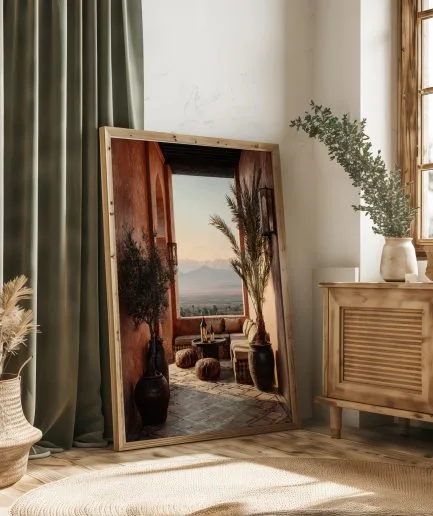 affiche Maroc Atlas dans salon bois naturel décoration chaleureuse