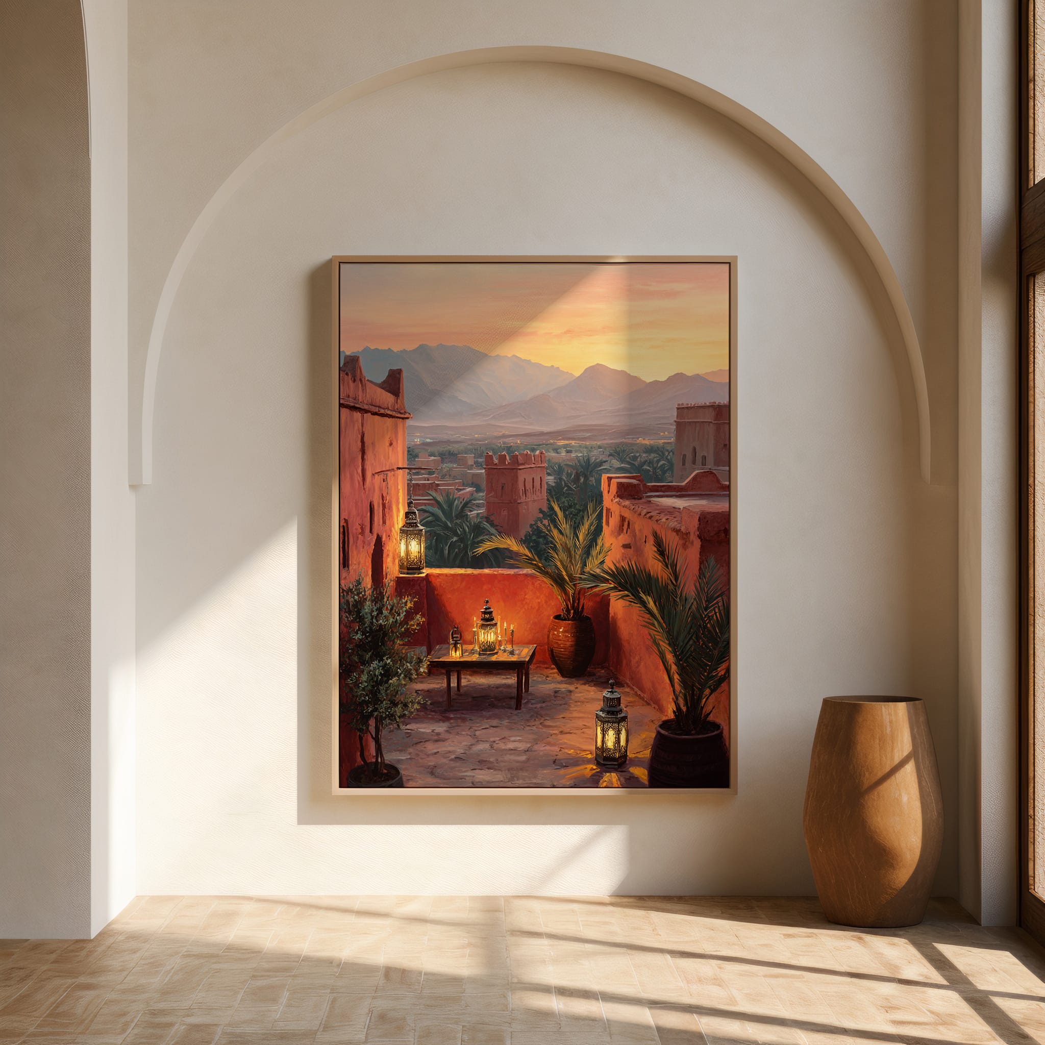 Affiche Maroc Atlas – Terrasse au coucher du soleil Affiche Maroc Atlas terrasse marocaine au coucher du soleil avec lanternes et montagnes