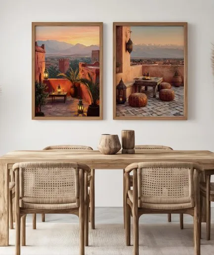 Affiches terrasse marocaine en duo au-dessus d’un meuble en bois