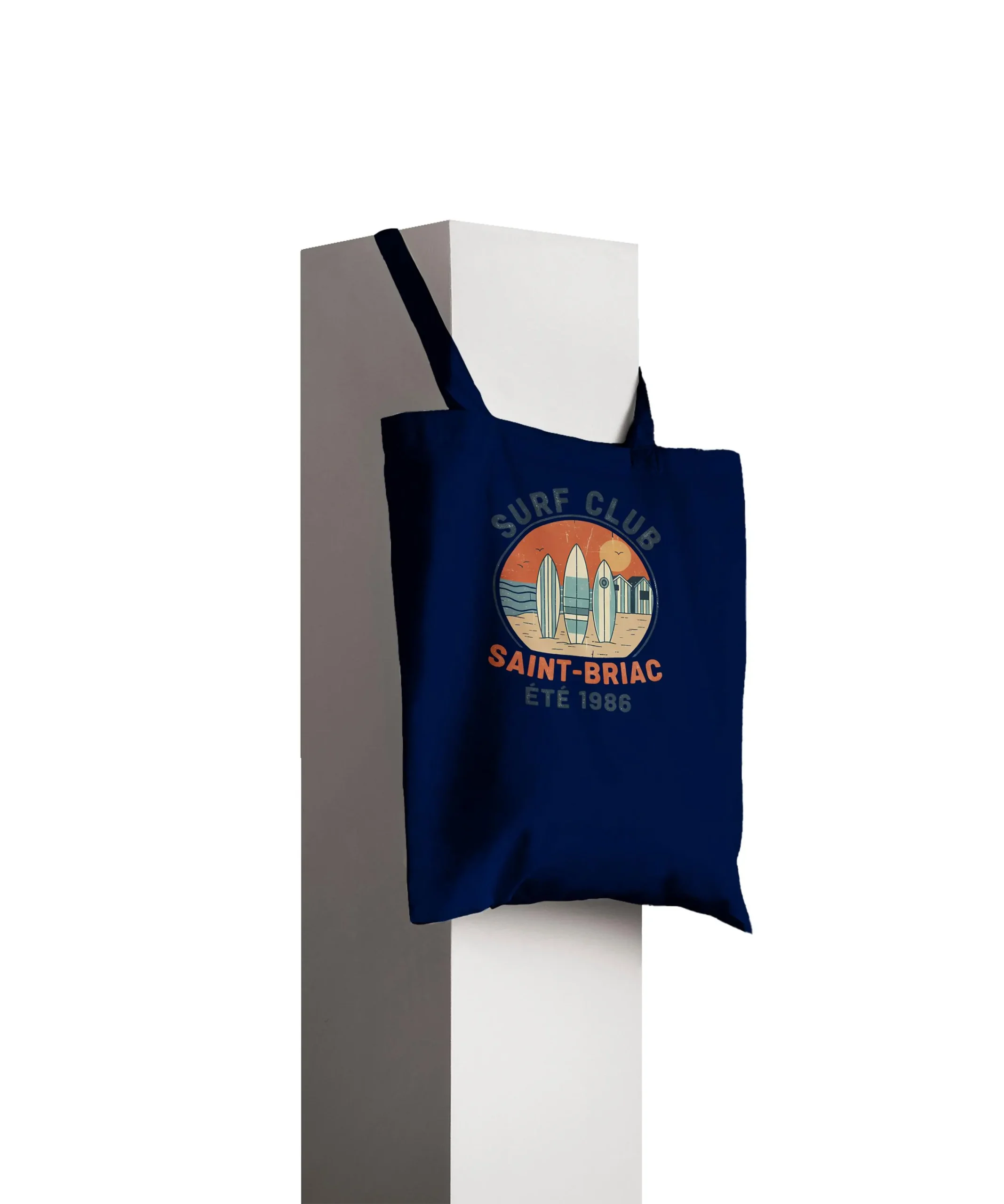 Tote Bag Vintage Surf Club – Saint-Briac Été Tote bag vintage Surf Club Saint-Briac – format et dimensions