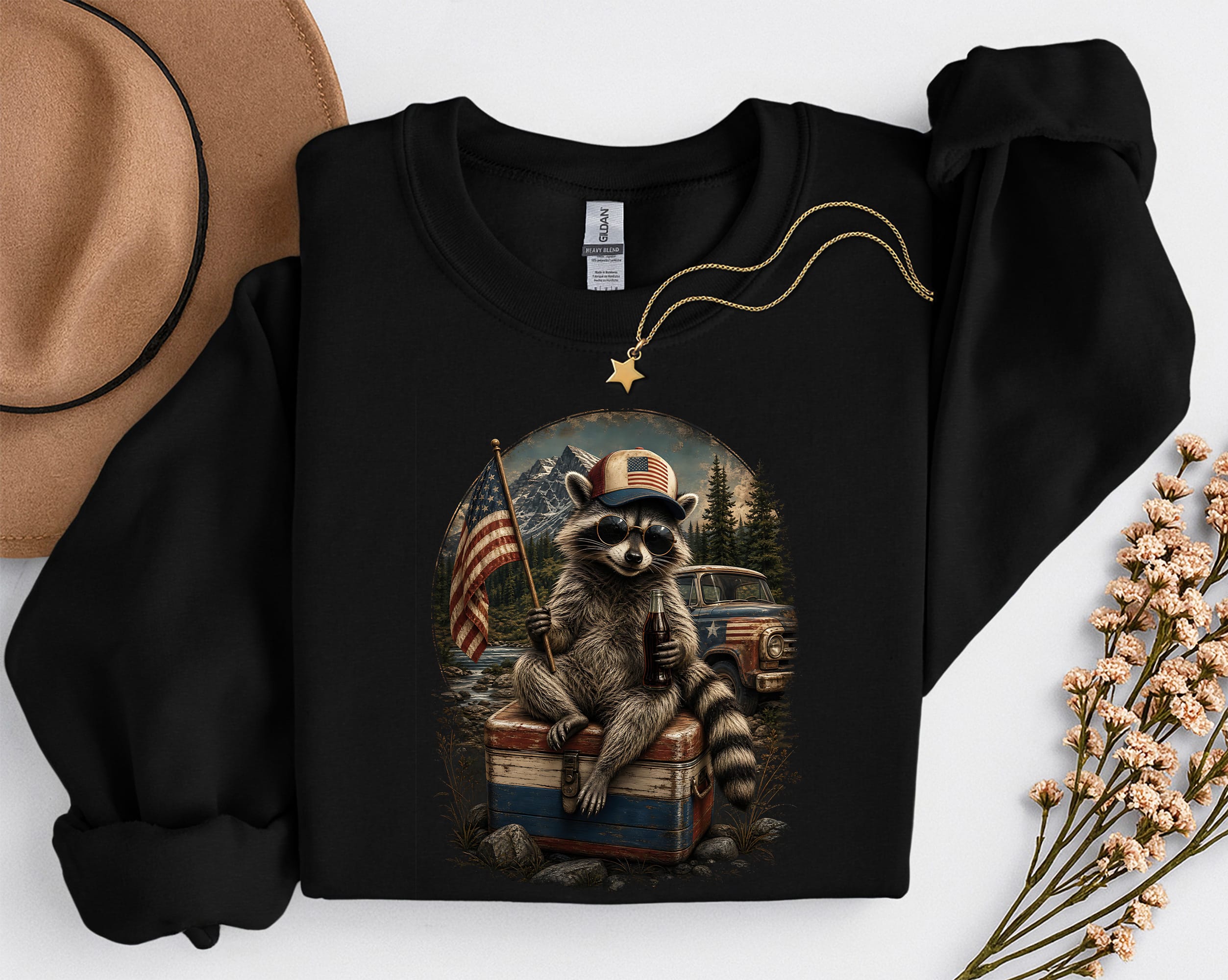 raton-laveur-usa-noir Sweat Raton Laveur Lunettes de Soleil marine à plat avec imprimé raton laveur style USA vintage, casquette et drapeau américain